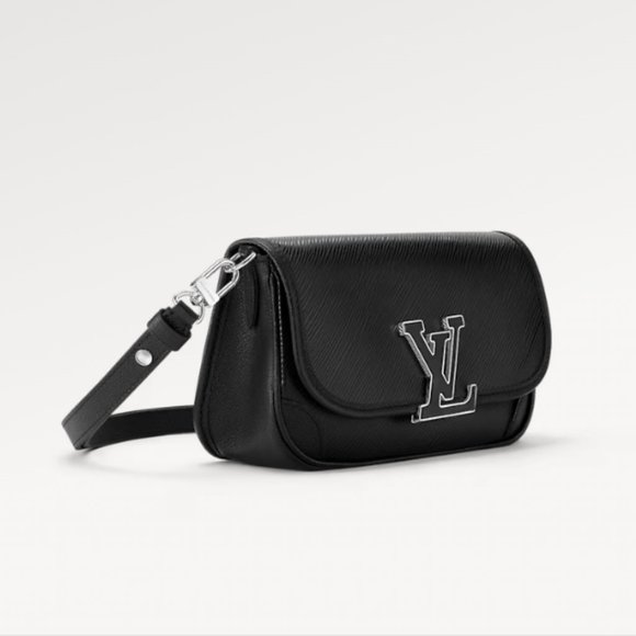 Louis Vuitton Black Epi Leather Buci Bag. Adjustable for Crossbody/Shoulder. - Picture 7 of 15